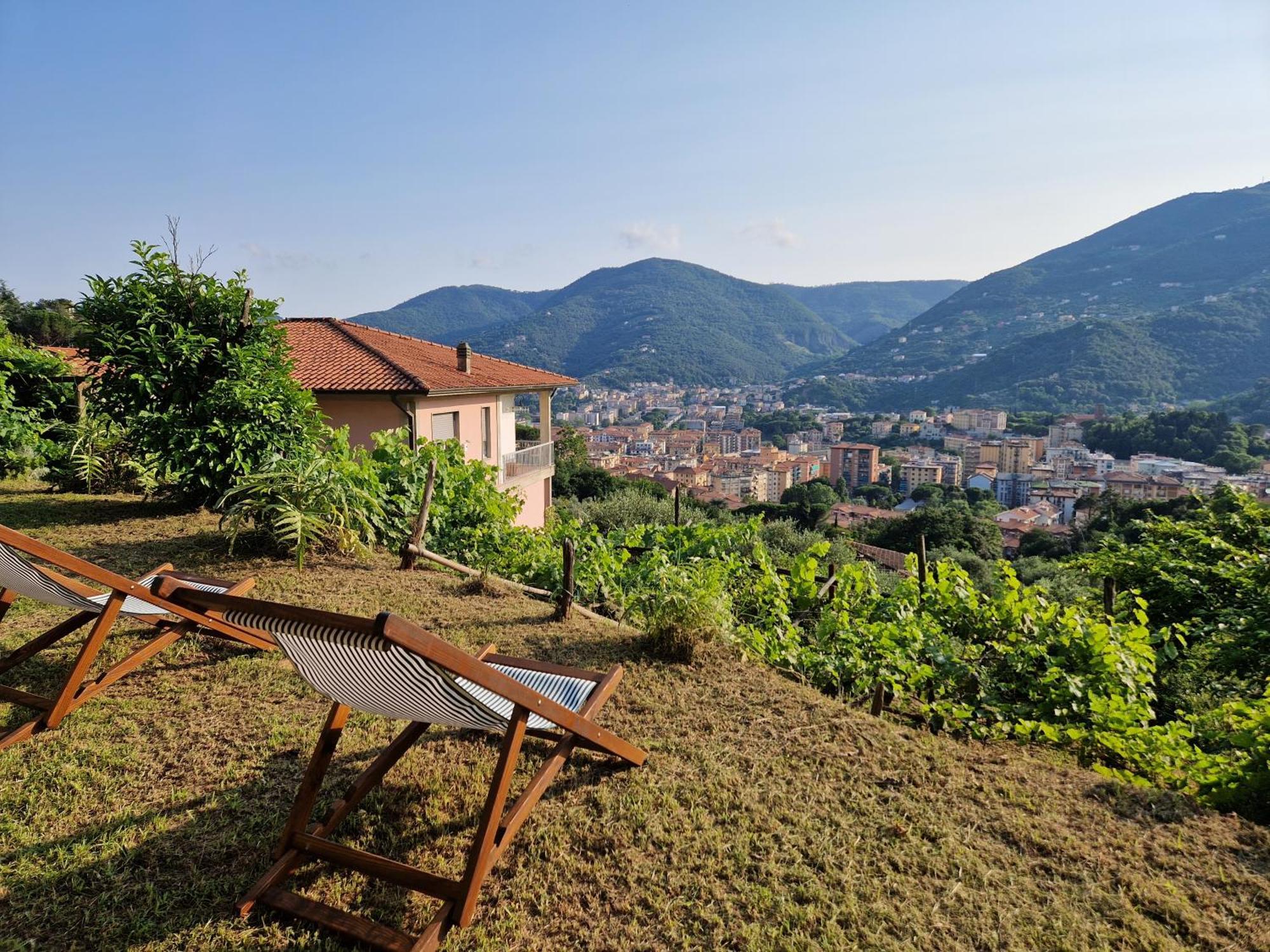 Gli Amici Di Carla Hotel La Spezia Luaran gambar